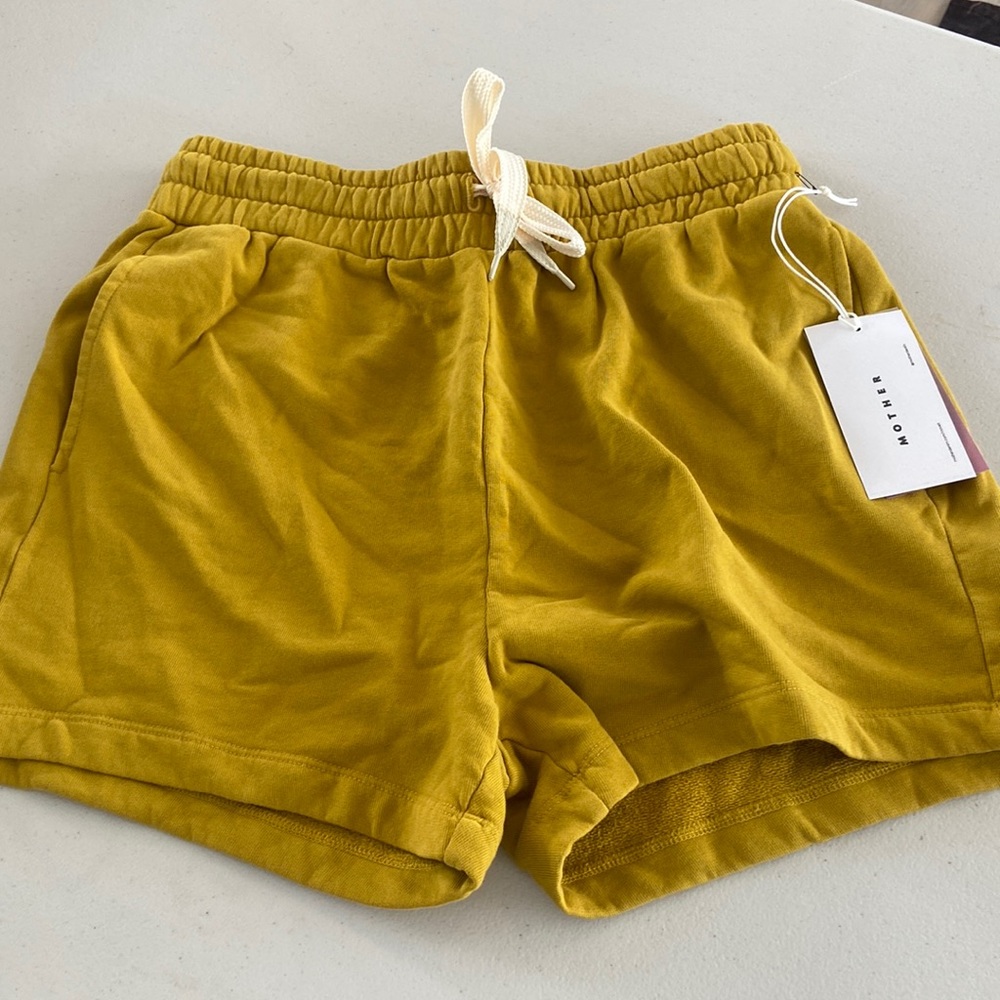 Mother move it shorts.